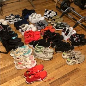Multiple Nike sneakers